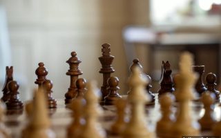 深度五子棋分析：博彩平台优惠赋能棋局决胜之道